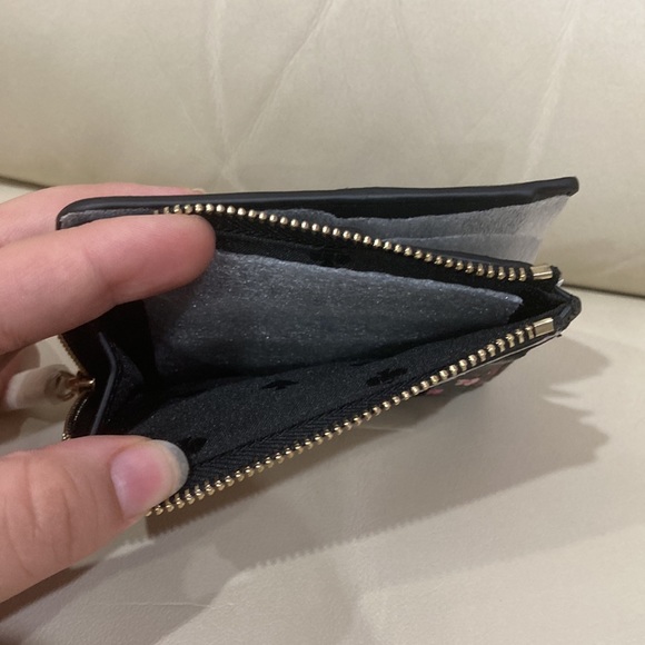 NWT Kate Spade Black Floral Splendid Ditsy Schuyler Small L Zip Bifold Wallet - Picture 14 of 15